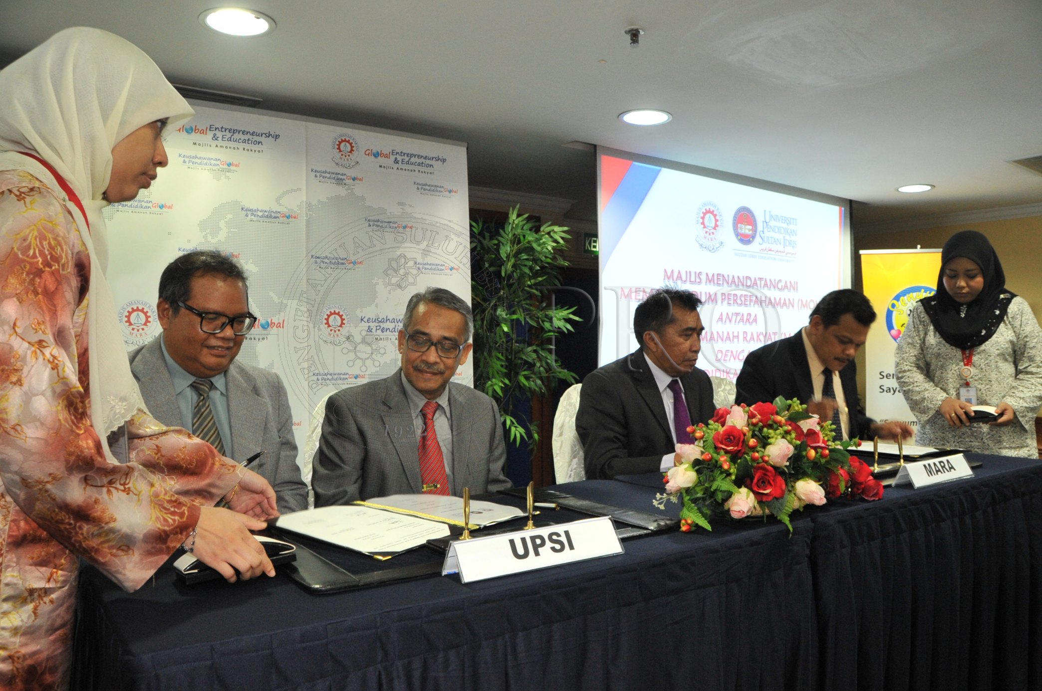 PRO 14 37 MARA PRO 4738